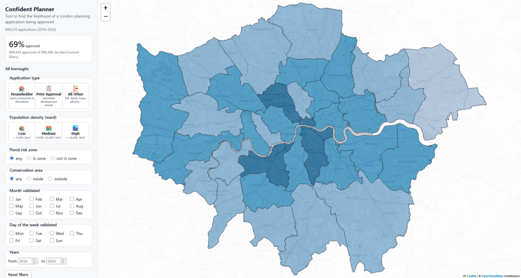 A screenshot showing a map of london with each borough colored differently and a configuration panel on the left.